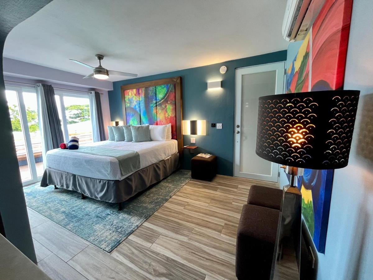 Old Crow Hotel And Suites بييكيس المظهر الخارجي الصورة