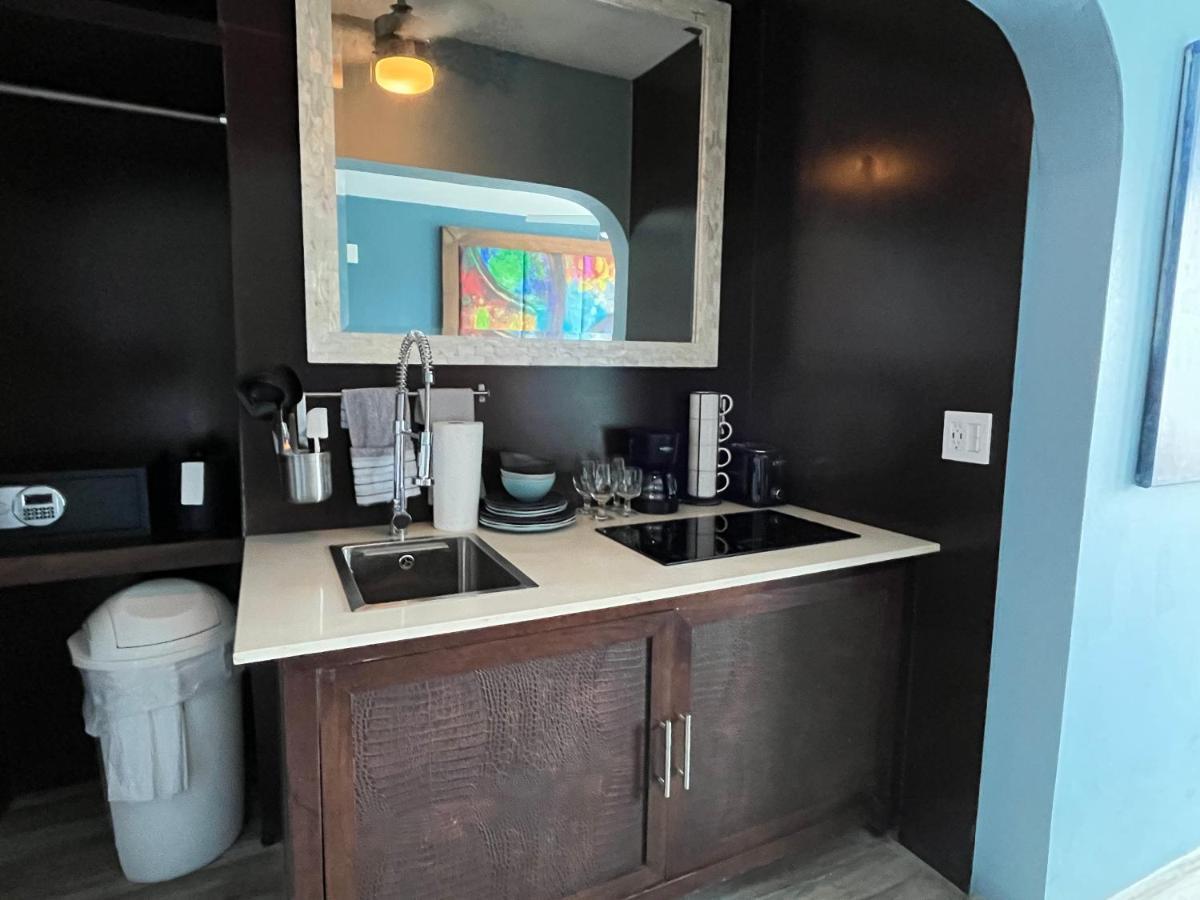 Old Crow Hotel And Suites بييكيس المظهر الخارجي الصورة