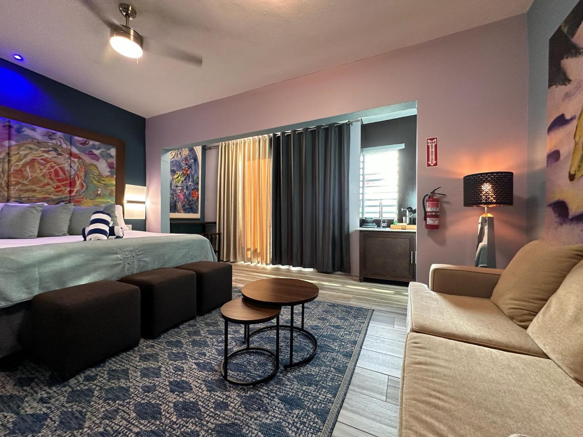 Old Crow Hotel And Suites بييكيس المظهر الخارجي الصورة